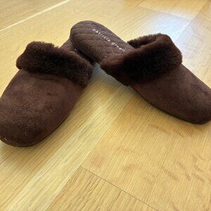 slippers